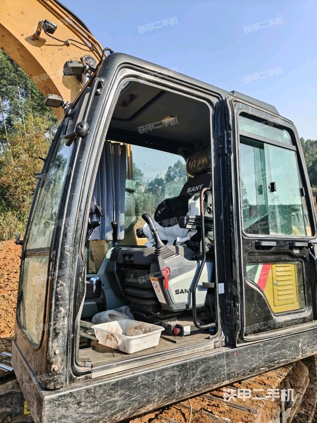 顯示屏?（駕駛室部分）