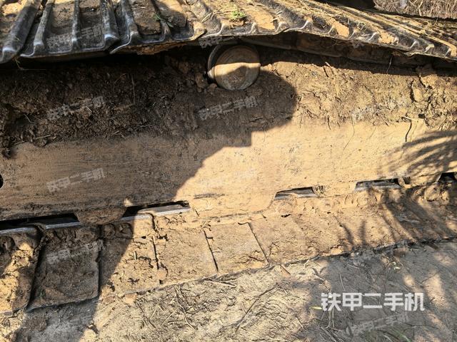 右側(cè)履帶整體（行走機構(gòu)）