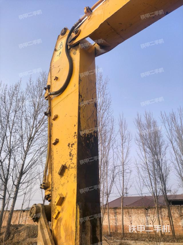 小臂整體左后（工作和回轉裝置）