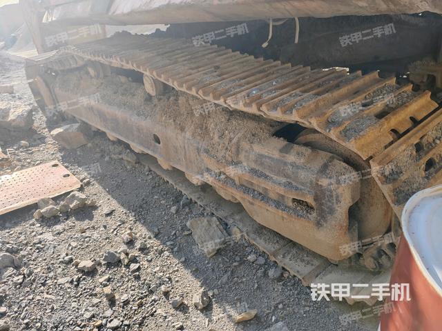 左側(cè)行走馬達(dá)蓋板(行走機(jī)構(gòu)) 左側(cè)行走馬達(dá)蓋板(行走機(jī)構(gòu))