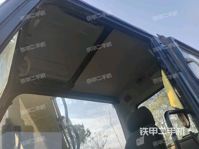 駕駛室左前45度（駕駛室部分）