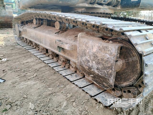 右側(cè)履帶整體（行走機(jī)構(gòu)）