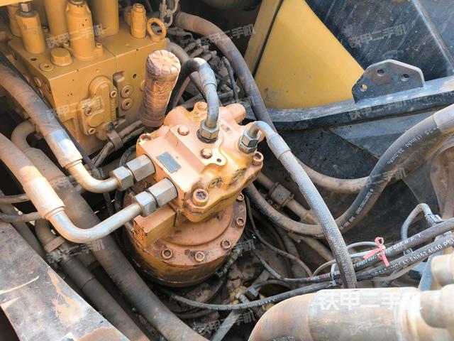 回轉(zhuǎn)馬達(dá)（上車部件）