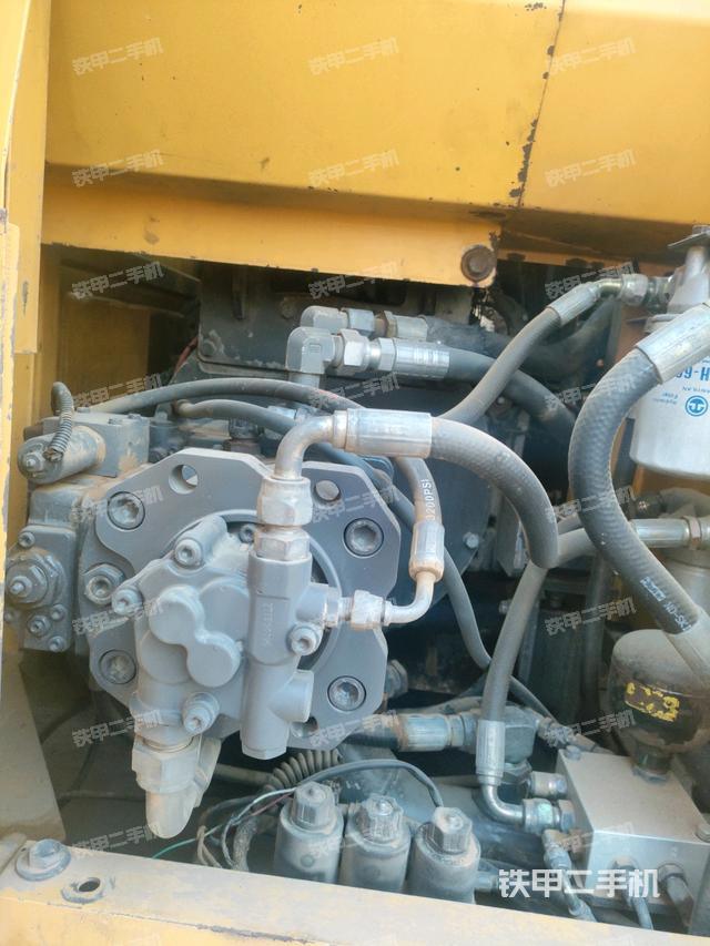 液壓泵室（大件艙室）