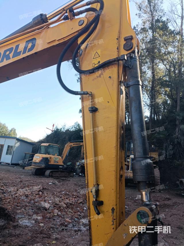 小臂整體左后（工作和回轉(zhuǎn)裝置）