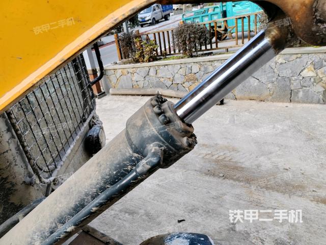 大臂整體?右側(cè)(工作和回轉(zhuǎn)裝置) 大臂整體?右側(cè)(工作和回轉(zhuǎn)裝置)