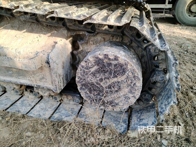 左驅(qū)動(dòng)輪（行走機(jī)構(gòu)）