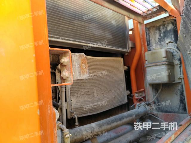 散熱器正面（大件艙室）