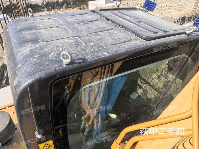 駕駛室頂部俯視(上車部件) 駕駛室頂部俯視(上車部件)