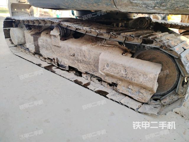 右側(cè)履帶整體?(行走機(jī)構(gòu)) 右側(cè)履帶整體?(行走機(jī)構(gòu))