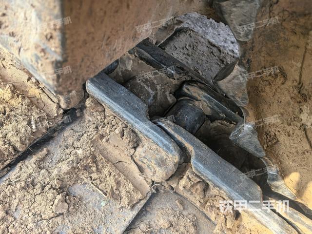 右側(cè)行走馬達蓋板（行走機構(gòu)）