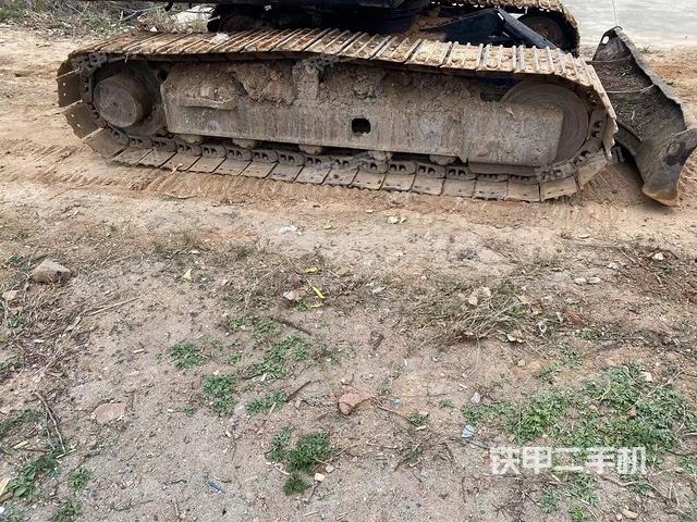 右導(dǎo)向輪（行走機(jī)構(gòu)）