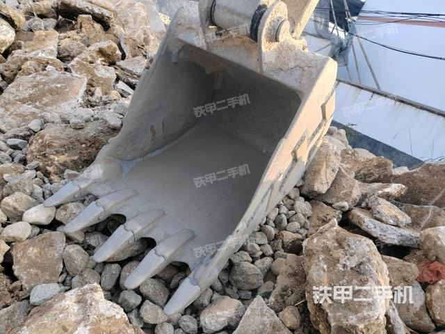 鏟斗45度（工作和回轉(zhuǎn)裝置）