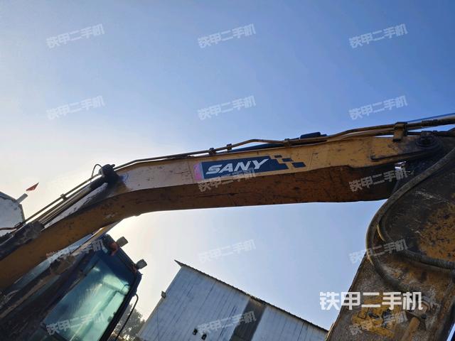 大臂整體?右側(cè)(工作和回轉(zhuǎn)裝置) 大臂整體?右側(cè)(工作和回轉(zhuǎn)裝置)
