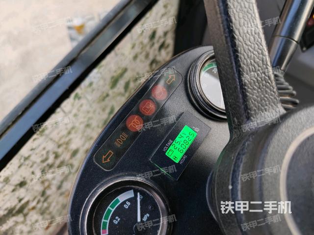 小時(shí)表(駕駛室部分) 小時(shí)表(駕駛室部分)