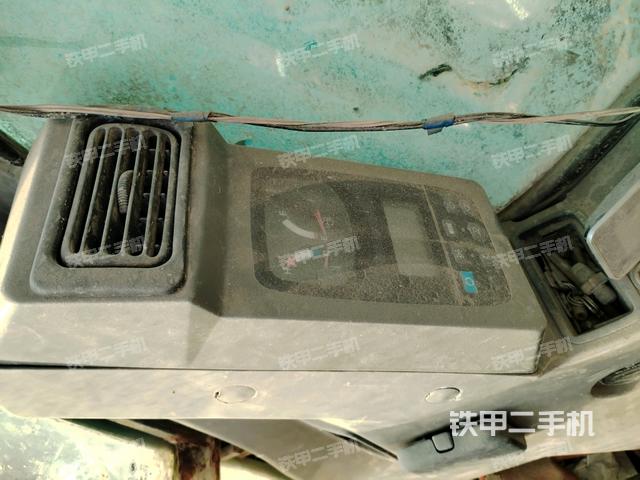 顯示屏?(駕駛室部分) 顯示屏?(駕駛室部分)