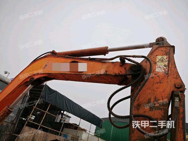 大臂整體?右側(cè)(工作和回轉(zhuǎn)裝置) 大臂整體?右側(cè)(工作和回轉(zhuǎn)裝置)