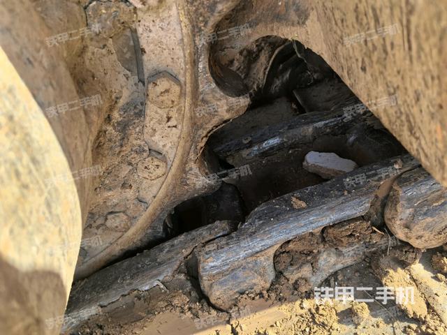 右導(dǎo)向輪（行走機(jī)構(gòu)）