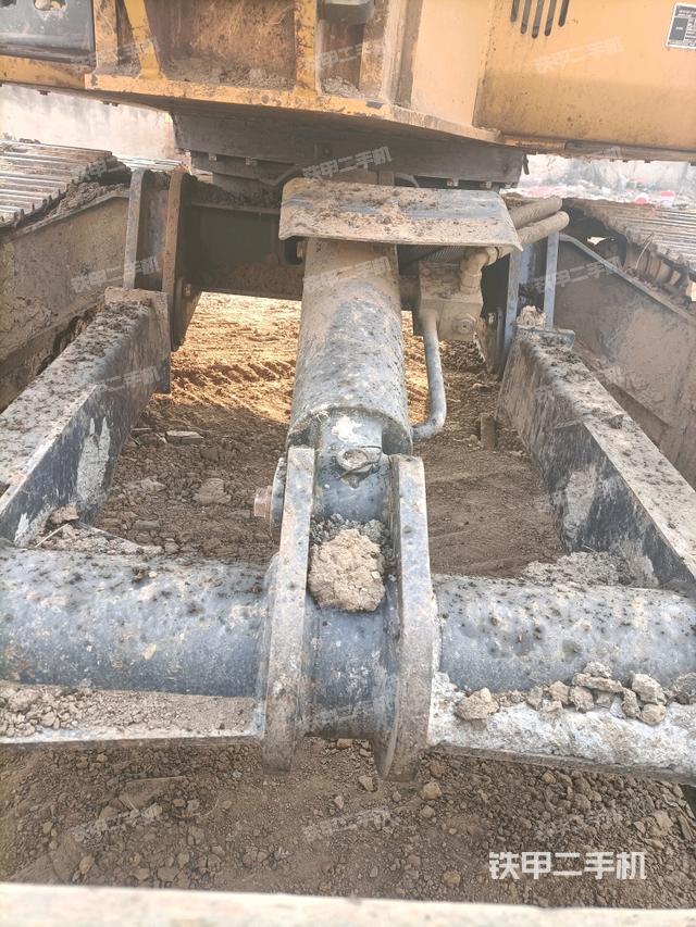 轉盤和下車架正前（工作和回轉裝置）