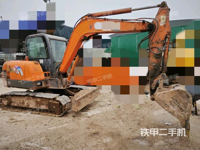 右前45(整機(jī)外觀) 右前45(整機(jī)外觀)