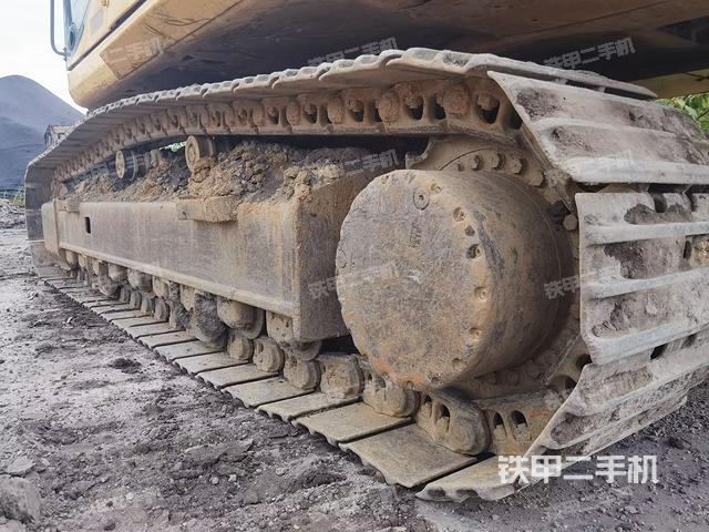 右側(cè)履帶整體（行走機(jī)構(gòu)）