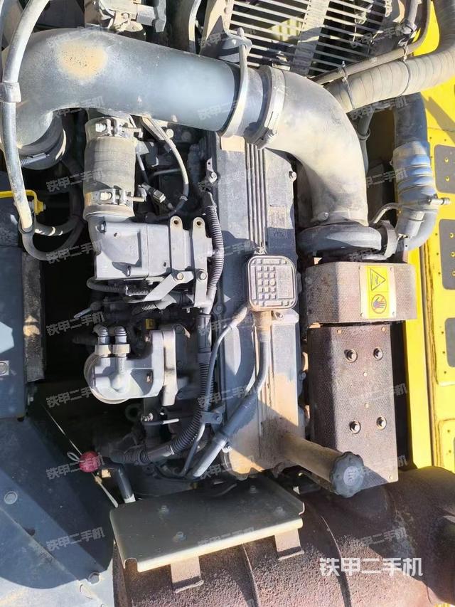 发动机整体俯视（整机外观）