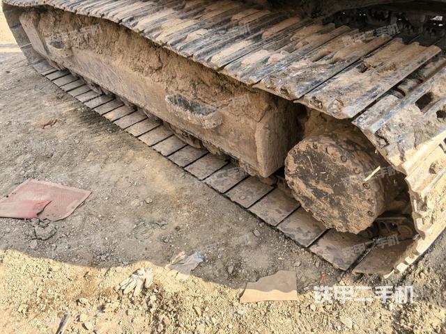 左側(cè)履帶整體?（行走機構(gòu)）