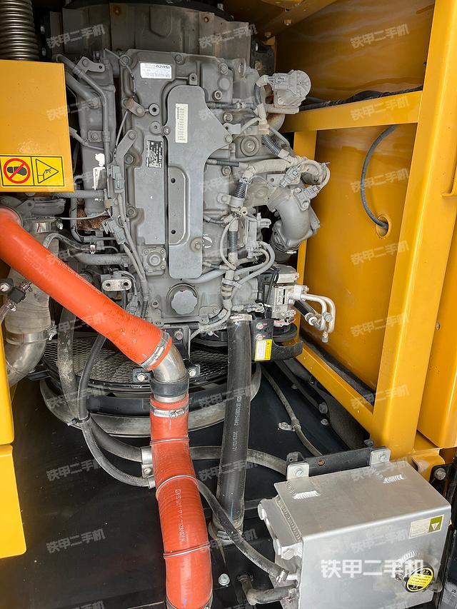 发动机整体俯视（整机外观）