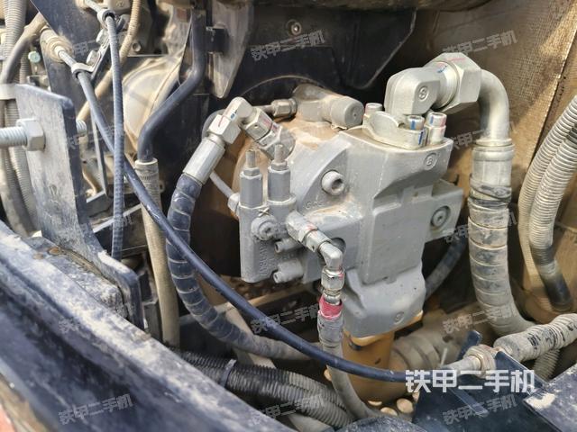 液壓泵室（大件艙室）