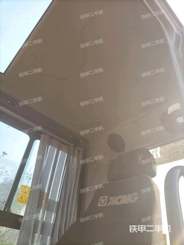 頂棚整體（駕駛室部分）