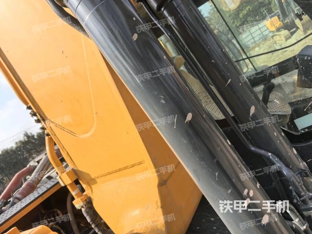 大臂根部?斜視（工作和回轉(zhuǎn)裝置）