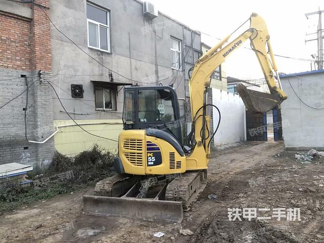 整機右后45°(整機外觀) 整機右后45°(整機外觀)