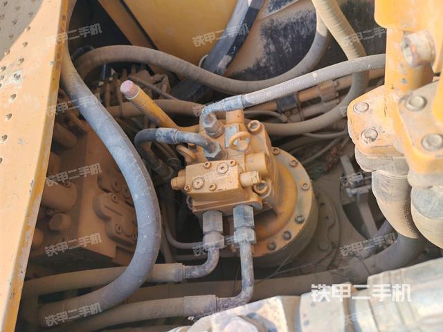 駕駛室頂部俯視（上車部件）