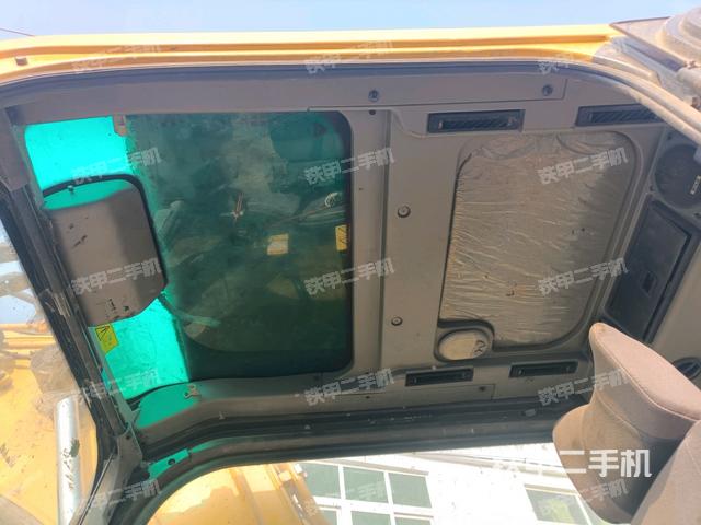 頂棚整體（駕駛室部分）