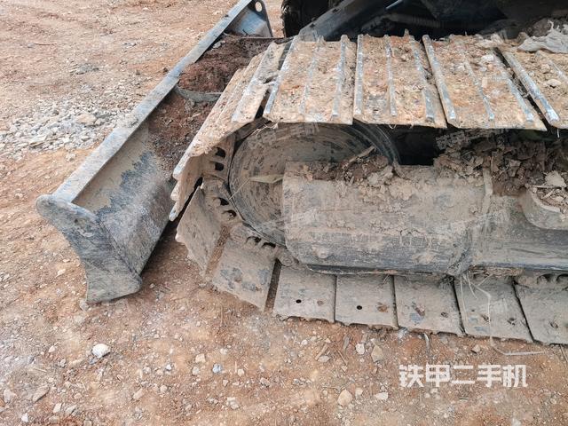 右導(dǎo)向輪（行走機(jī)構(gòu)）