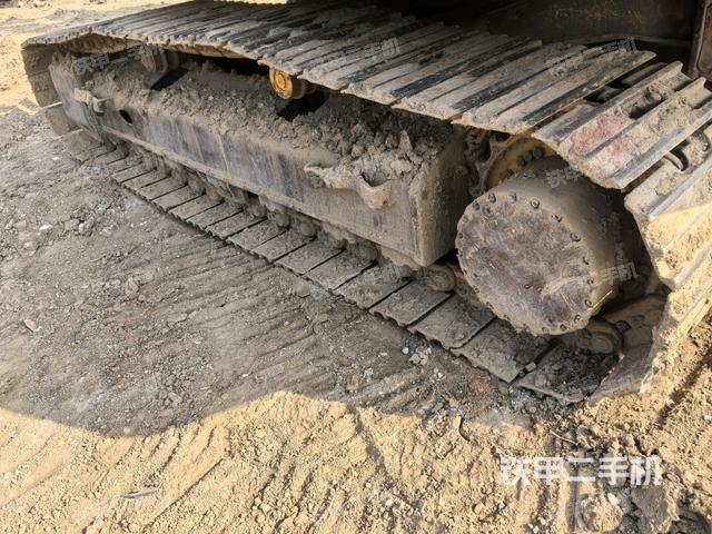 左側(cè)履帶整體?（行走機(jī)構(gòu)）