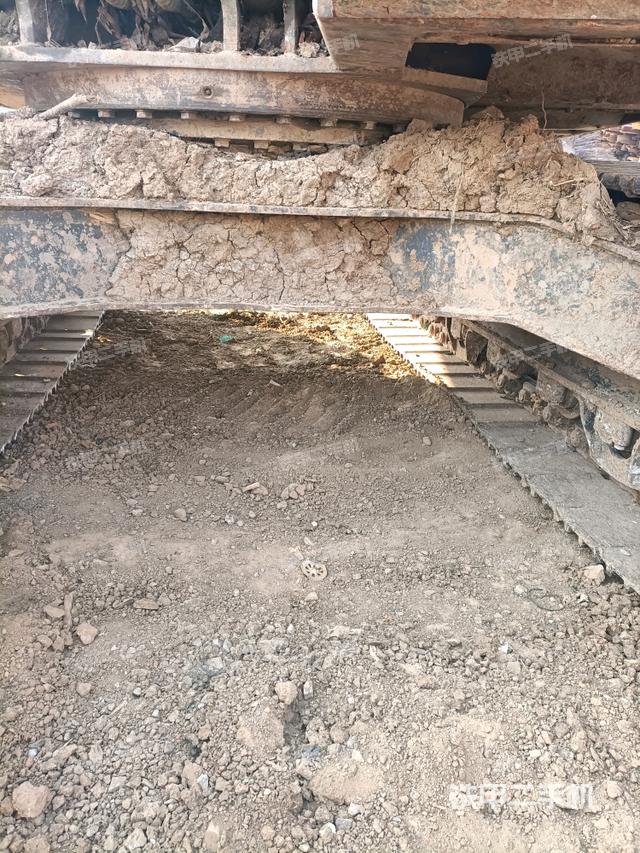 轉盤和下車架正前（工作和回轉裝置）