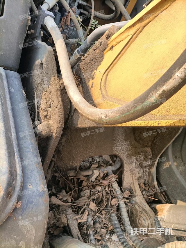 大臂根部?斜視（工作和回轉裝置）