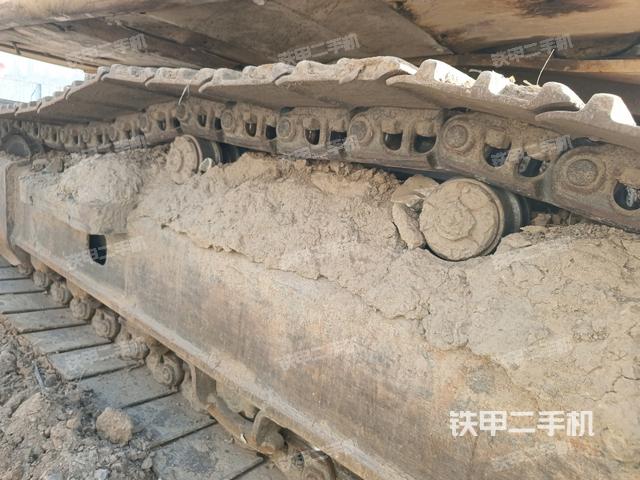 右導向輪（行走機構(gòu)）