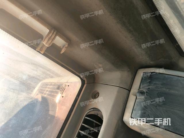 后窗玻璃角標(biāo)（駕駛室部分）