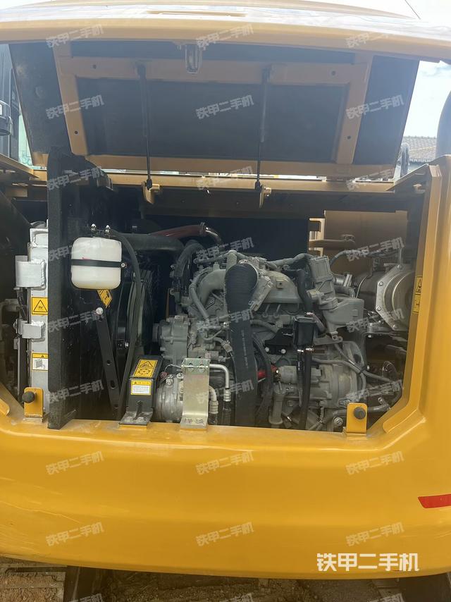 发动机整体俯视（整机外观）