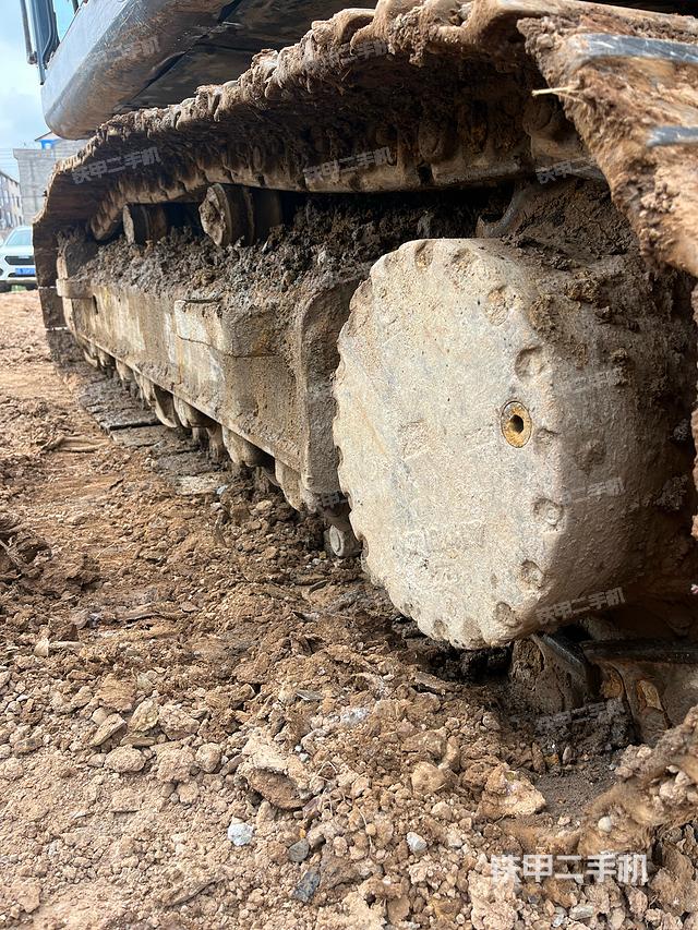 單側(cè)履帶整體（整機外觀）