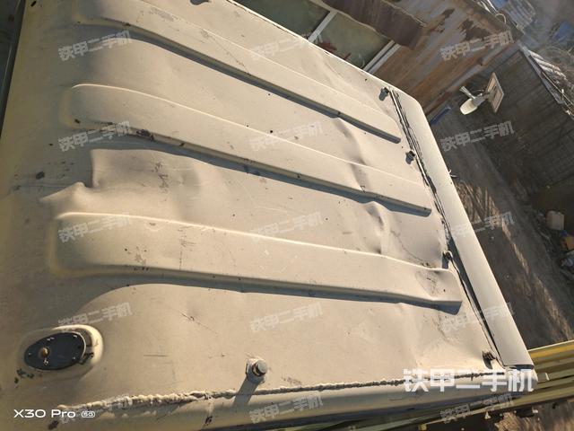 駕駛室頂部（整機(jī)外觀）