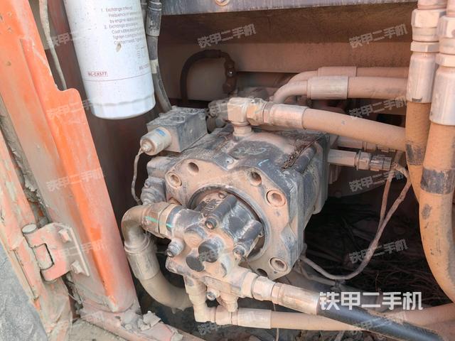 液壓泵斜45?左（大件艙室）