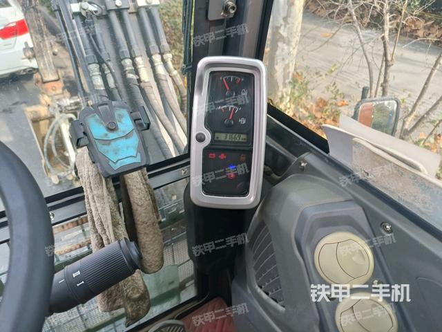 顯示屏?(駕駛室部分) 顯示屏?(駕駛室部分)
