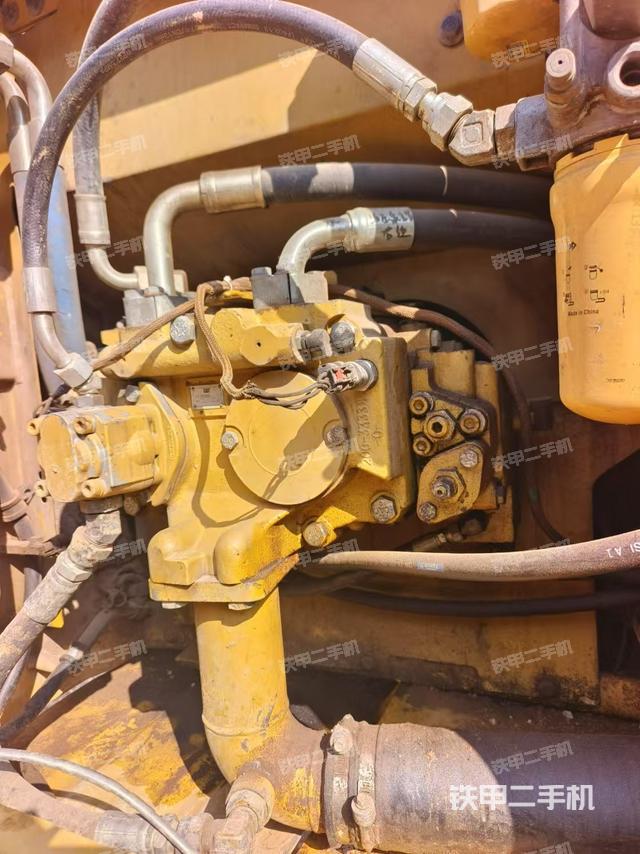 液壓泵室（大件艙室）