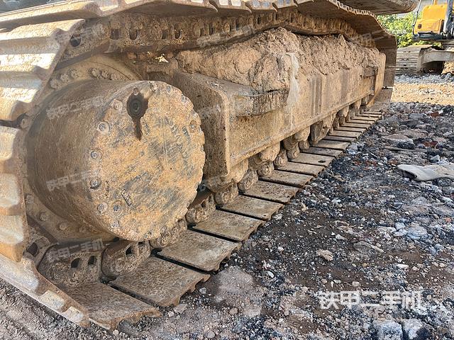 单侧履带整体（整机外观）