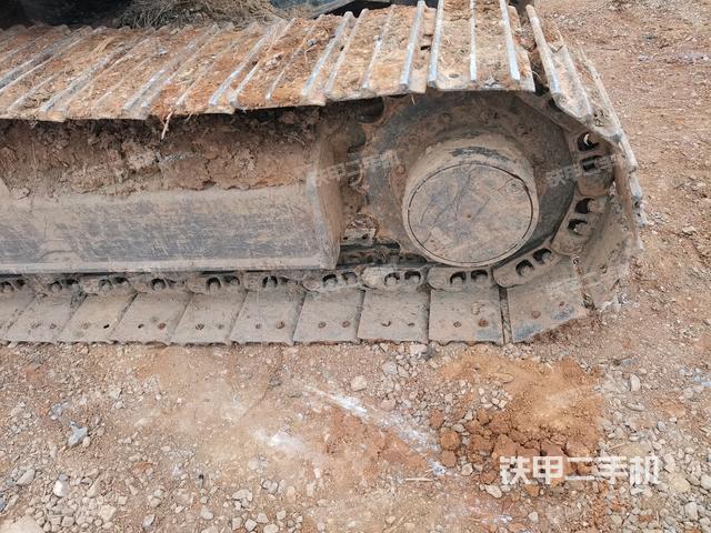 右驅(qū)動(dòng)輪（行走機(jī)構(gòu)）