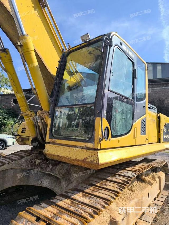 驾驶室整体（整机外观）