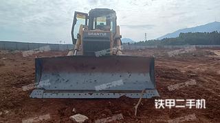 山推SD16標(biāo)準(zhǔn)型推土機實拍圖片